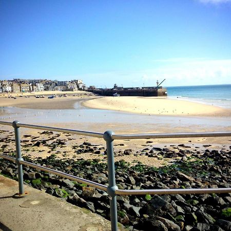 Coast Accommodation St Ives エクステリア 写真